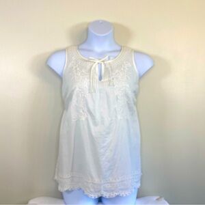 Talbots White Sleeveless Cotton Blouse with Embroidered Detail - Size 1XP